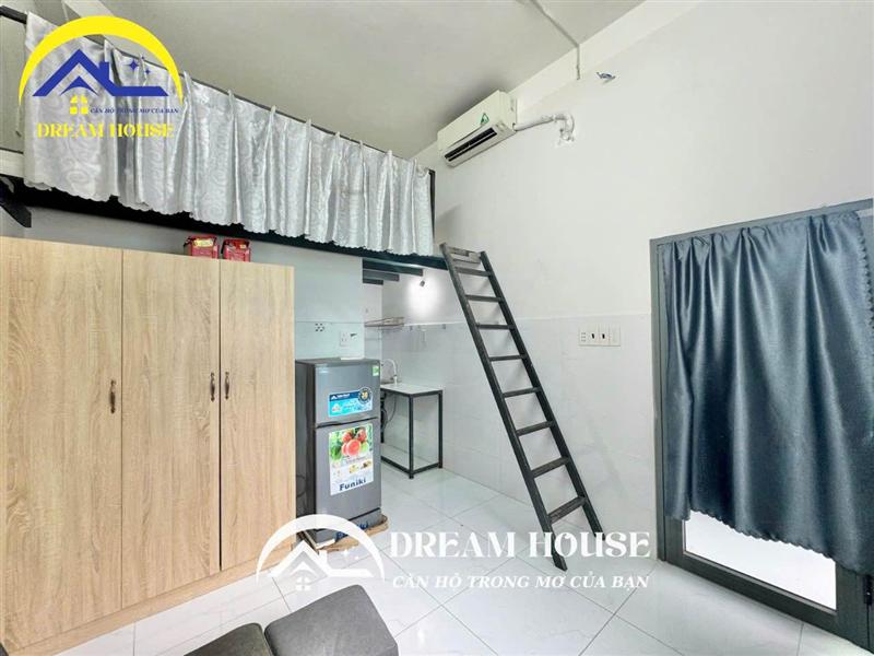 DUPLEX WINDOW TRỜI NEAR HUTI