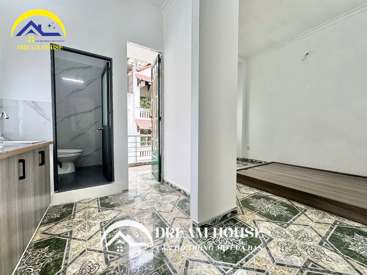 STUDIO BANCOL GẦN HUIT