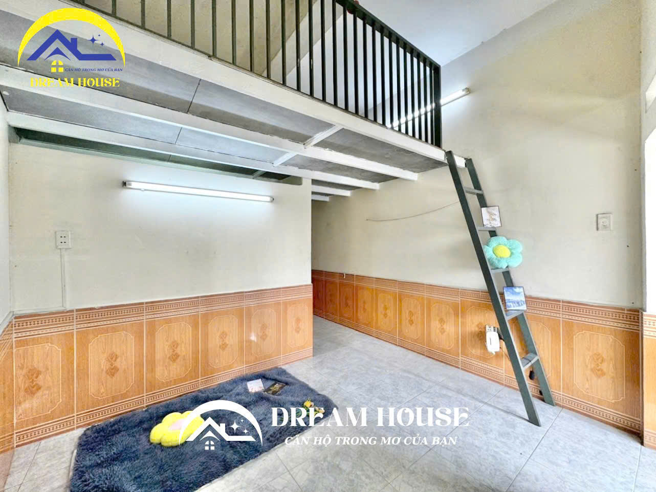 PHÒNG MEZZANINE BALCONY AIRY