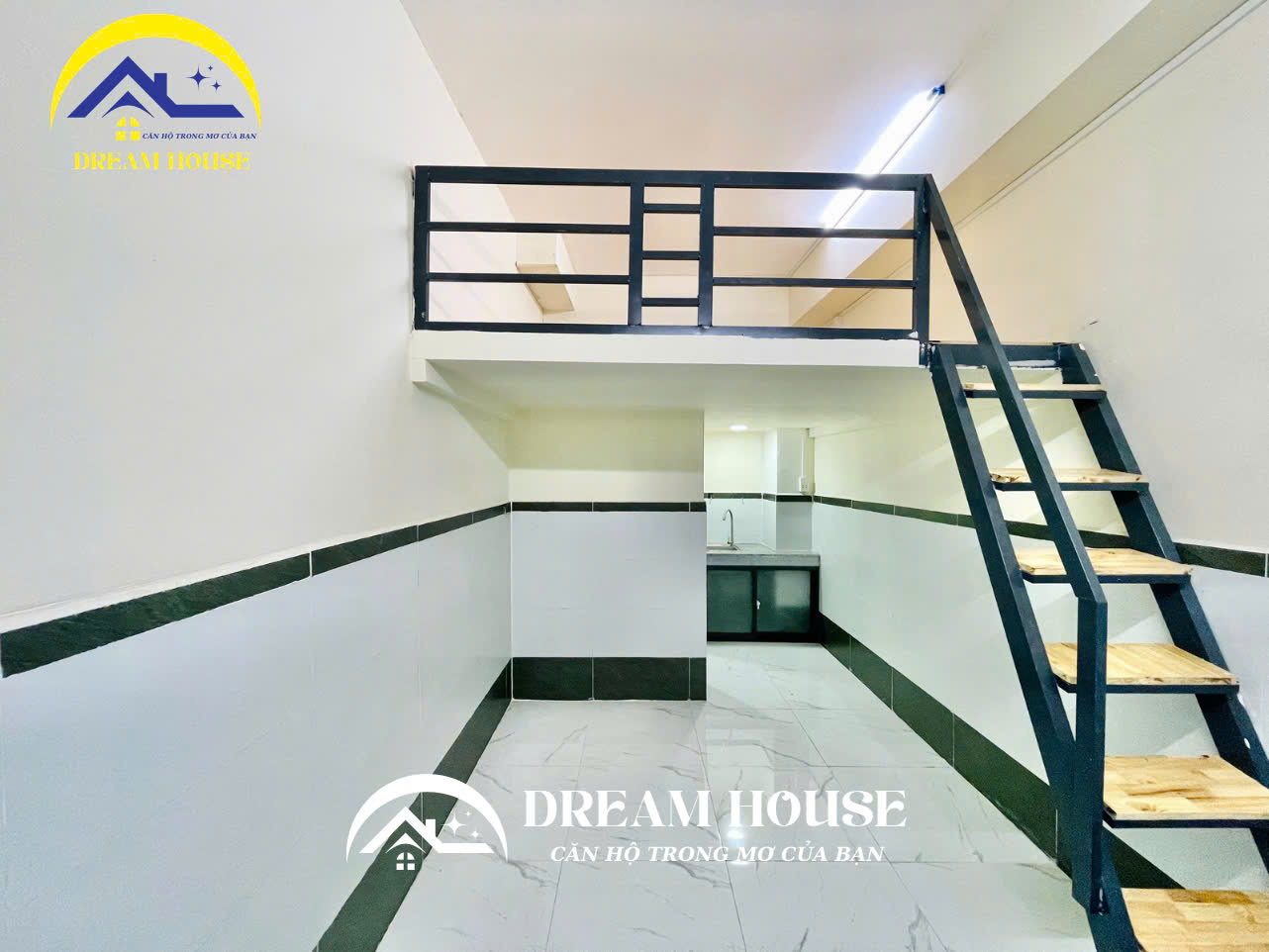 DUPLEX GẦN ĐẠI HỌC VĂN HIẾN, CÓ BAN CÔNG