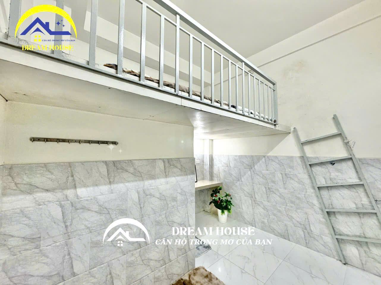 PHÒNG MEZZANINE GIÁ TỐT NEAR HUIT