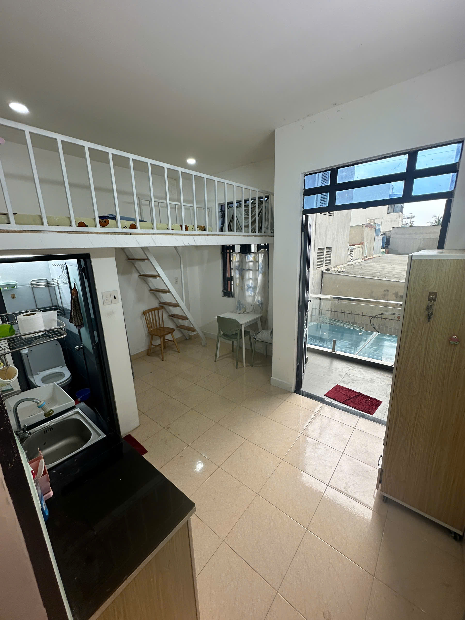 DUPLEX BALCONY SIÊU XINH NEAR HUIT