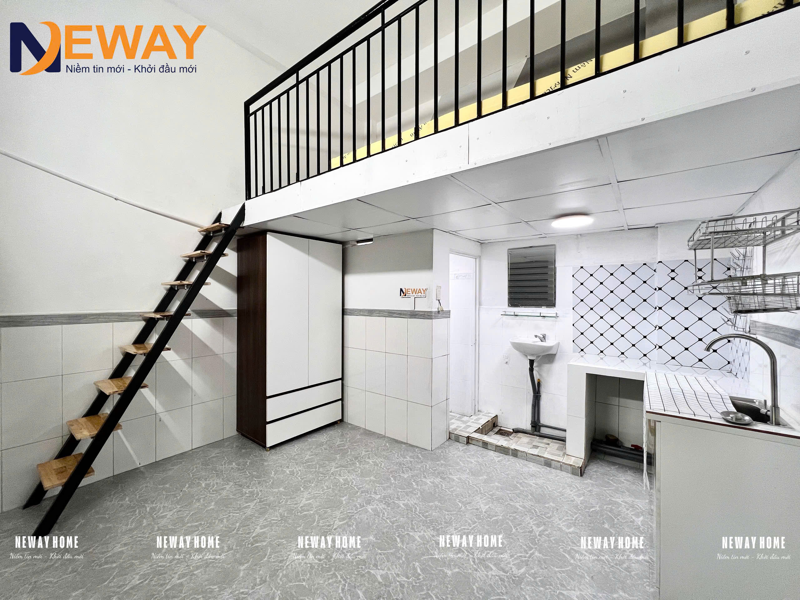 DUPLEX MEZZANINE CAO NEAR HUIT