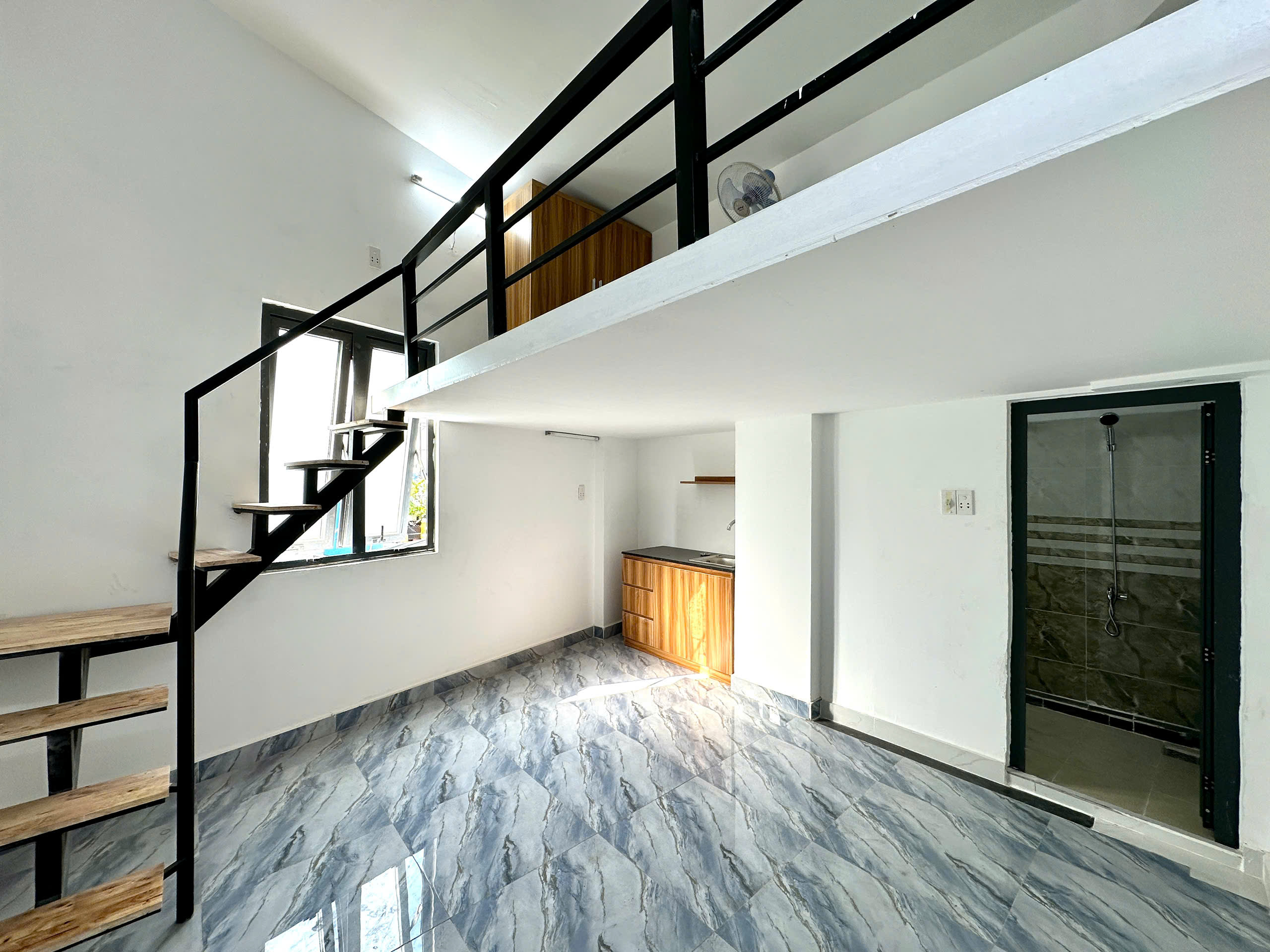DUPLEX WINDOW TRỜI SIÊU XINH NGAY VHU