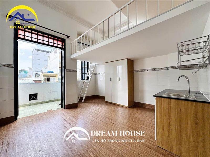 DUPLEX BALCONY NEAR HUIT
