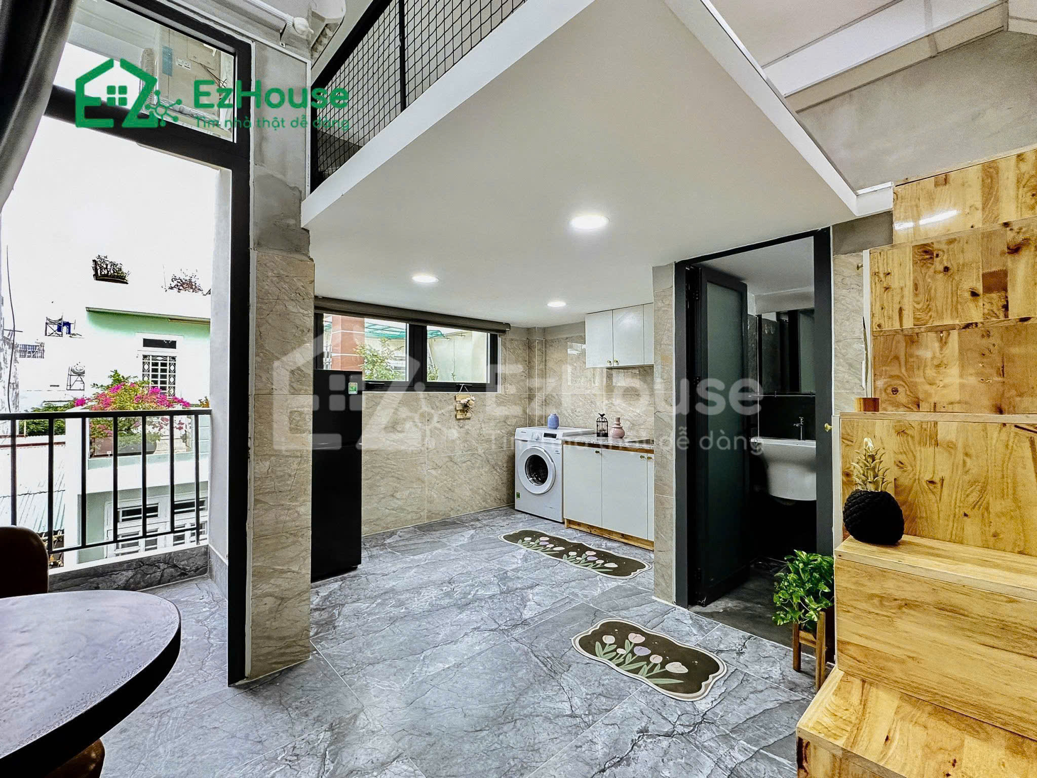 DUPLEX BALCONY FULLY FURNISHED NEAR HUIT