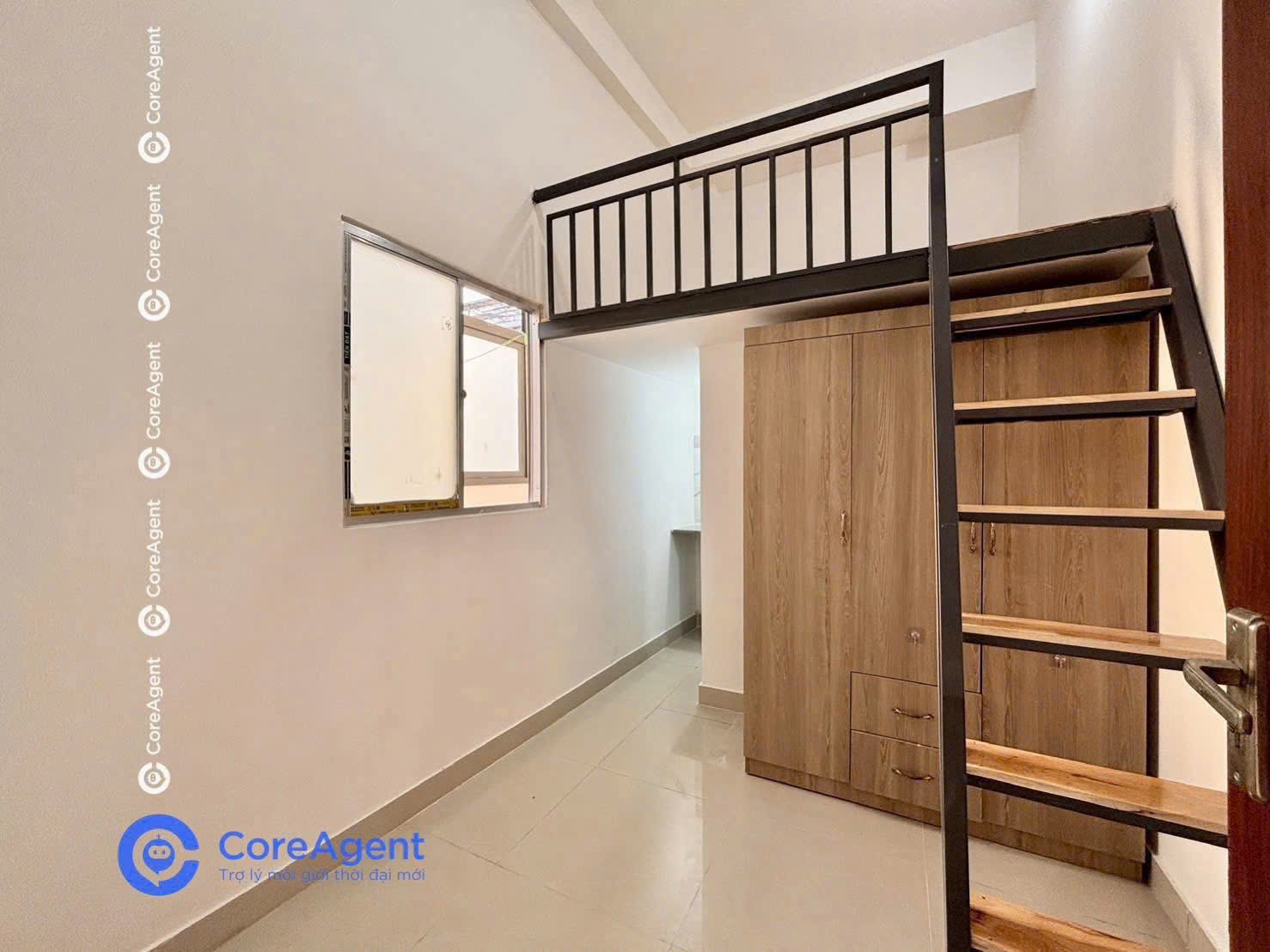 DUPLEX CỬA SỔ TRỜI NGAY HUIT